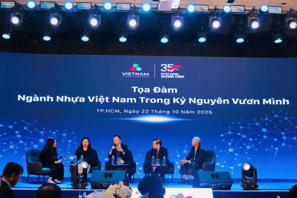 Vietnam’s Plastics Industry in the Era of National Rise:  The Aspiration of Vietnam Plastics Association’s Chairman