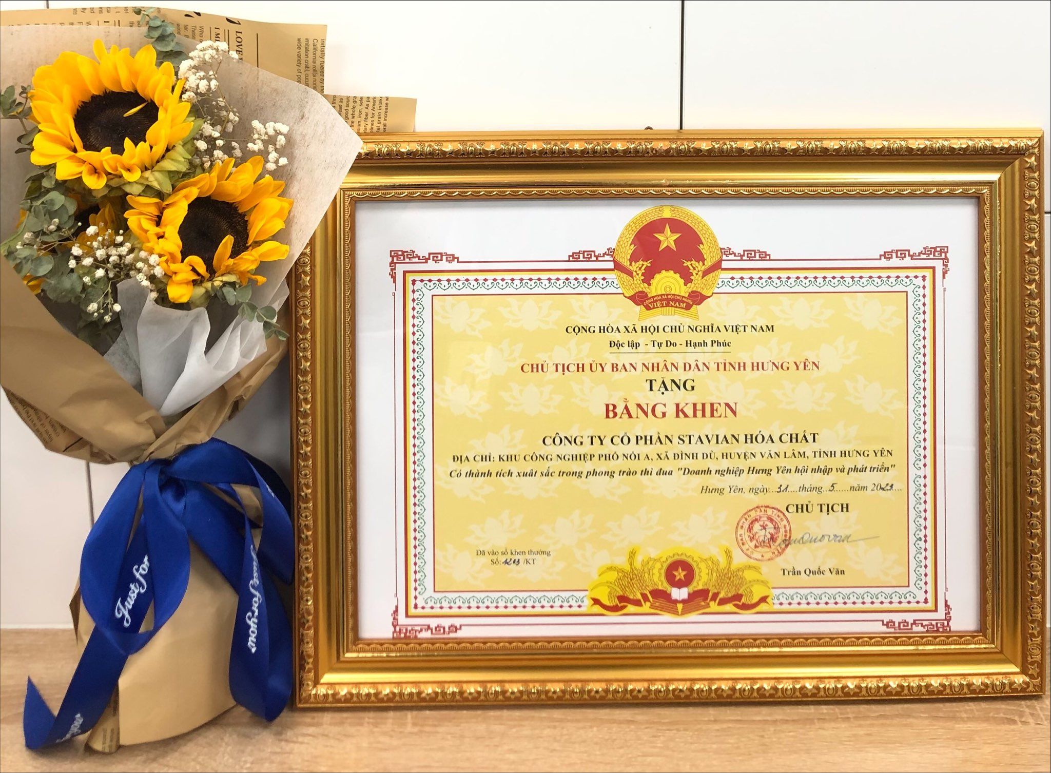 Stavian Chemical was honored to receive Hung Yen Enterprise Integration and
Development certificate