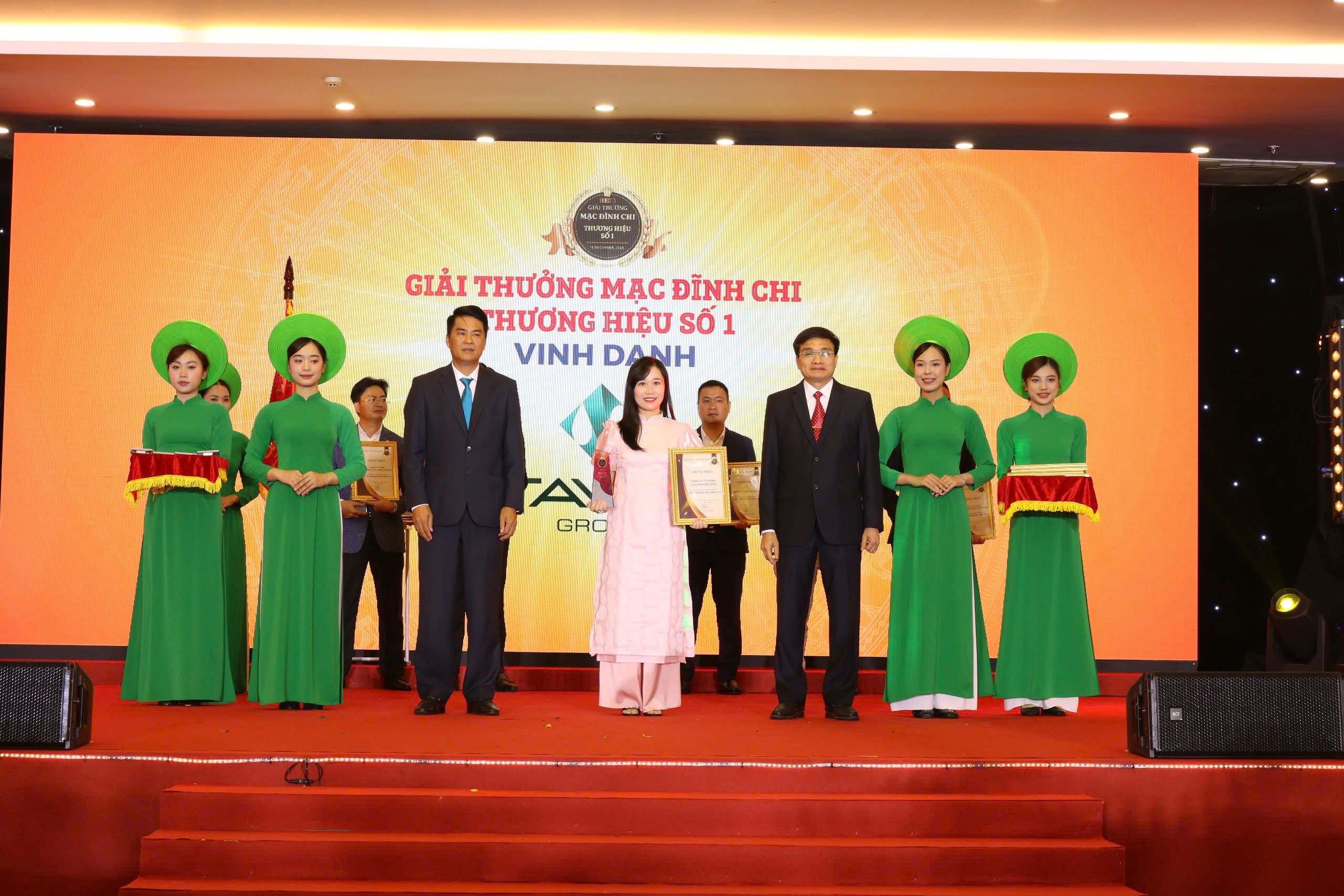 Stavian Chemical Joint Stock Company honored at the Mac Dinh Chi – No.1 Brand
Award 2025