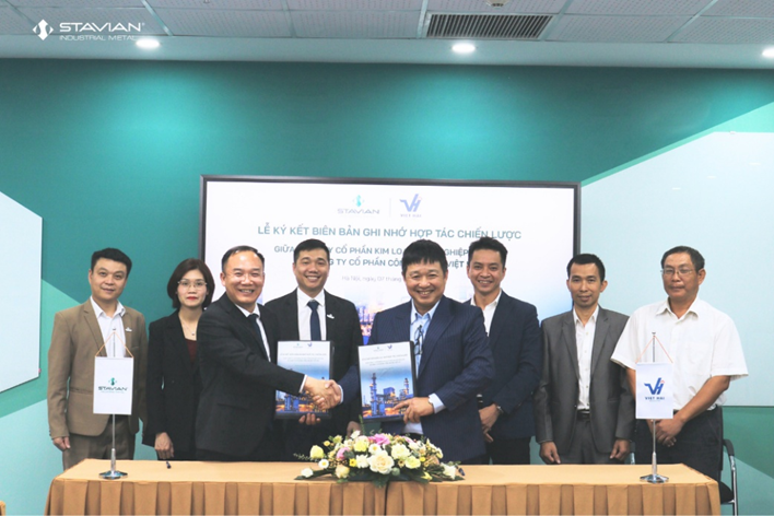 Stavian Industrial Metal and Viet Hai Group sign strategic partnership agreement
to advance Vietnam’s Mechanical manufacturing and Shipbuilding Industries