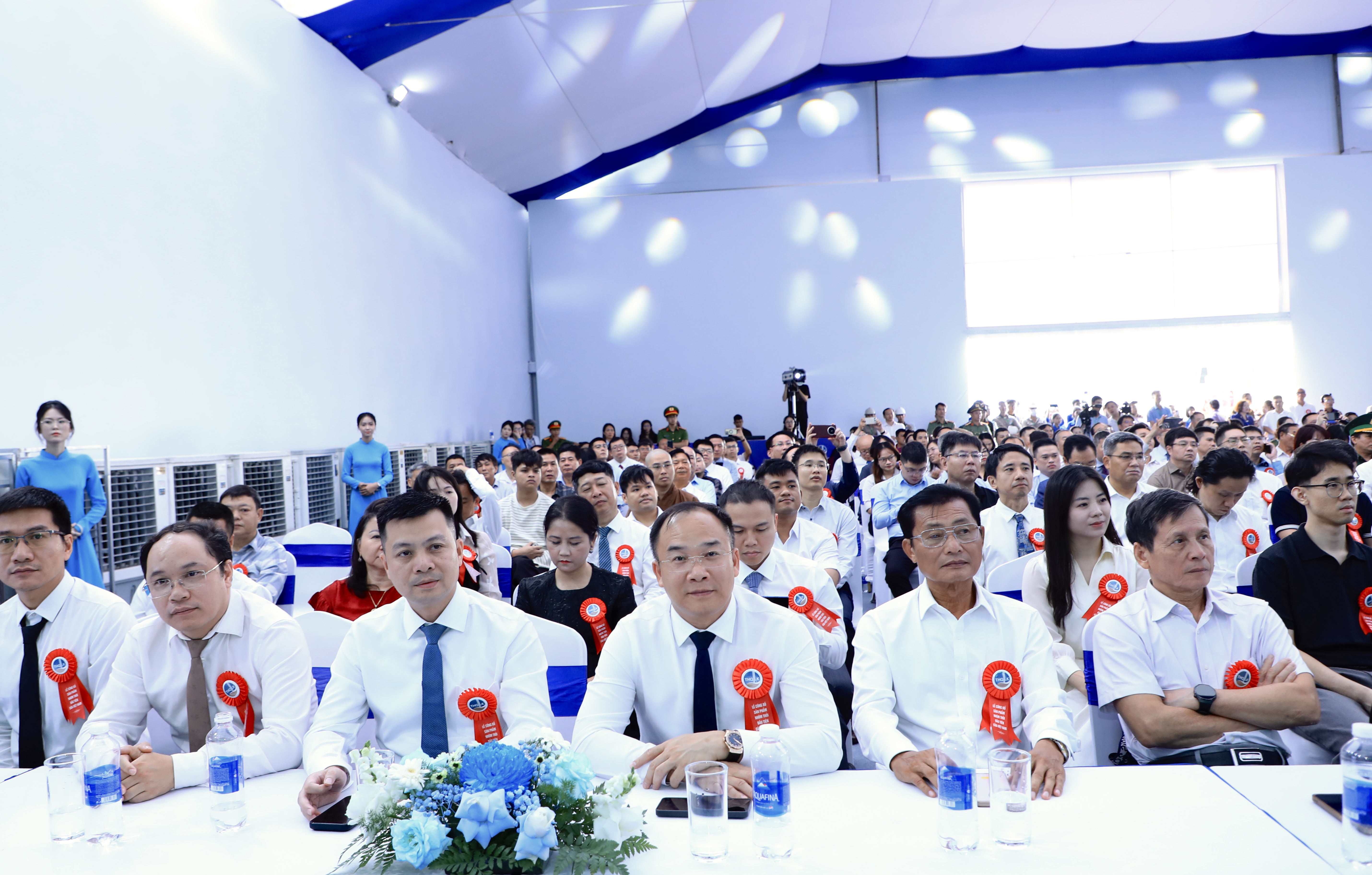 Ảnh 2 Ông Nguyễn Minh Tú Phó Chủ Tịch Tập đoàn Stavian Kiêm Chủ Tịch HĐqt Stavian Industrial Metal (thứ 4 Từ Trái Sang) Tham Dự Lễ Công Bố