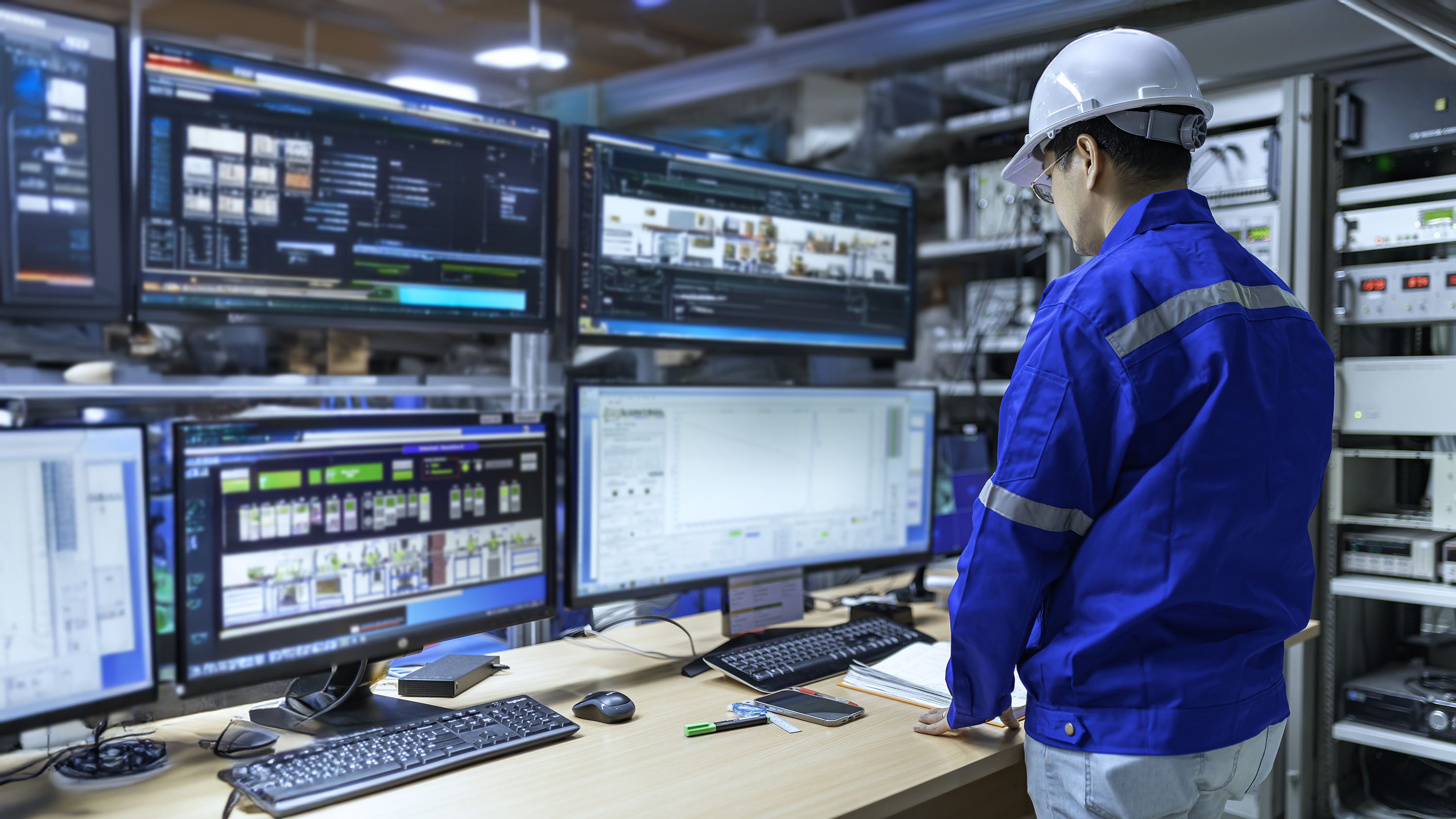 Enterprise Software & Digital Platforms
