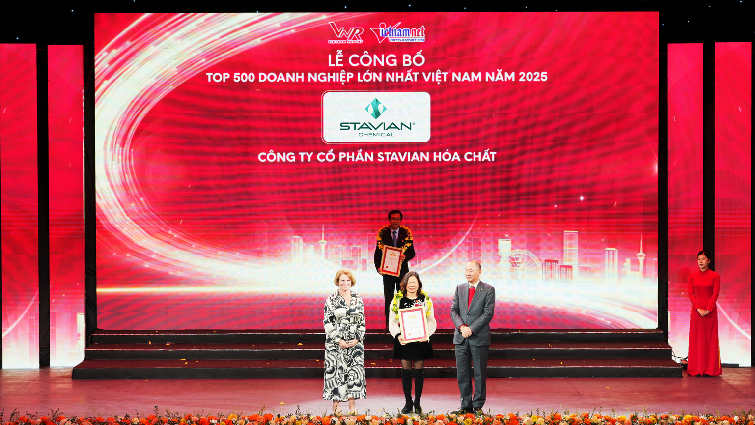 Stavian Chemical highlights strong performance in the VNR500 ranking 2025